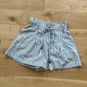 Paper Bag Pinstripe Linen Shorts Size Small